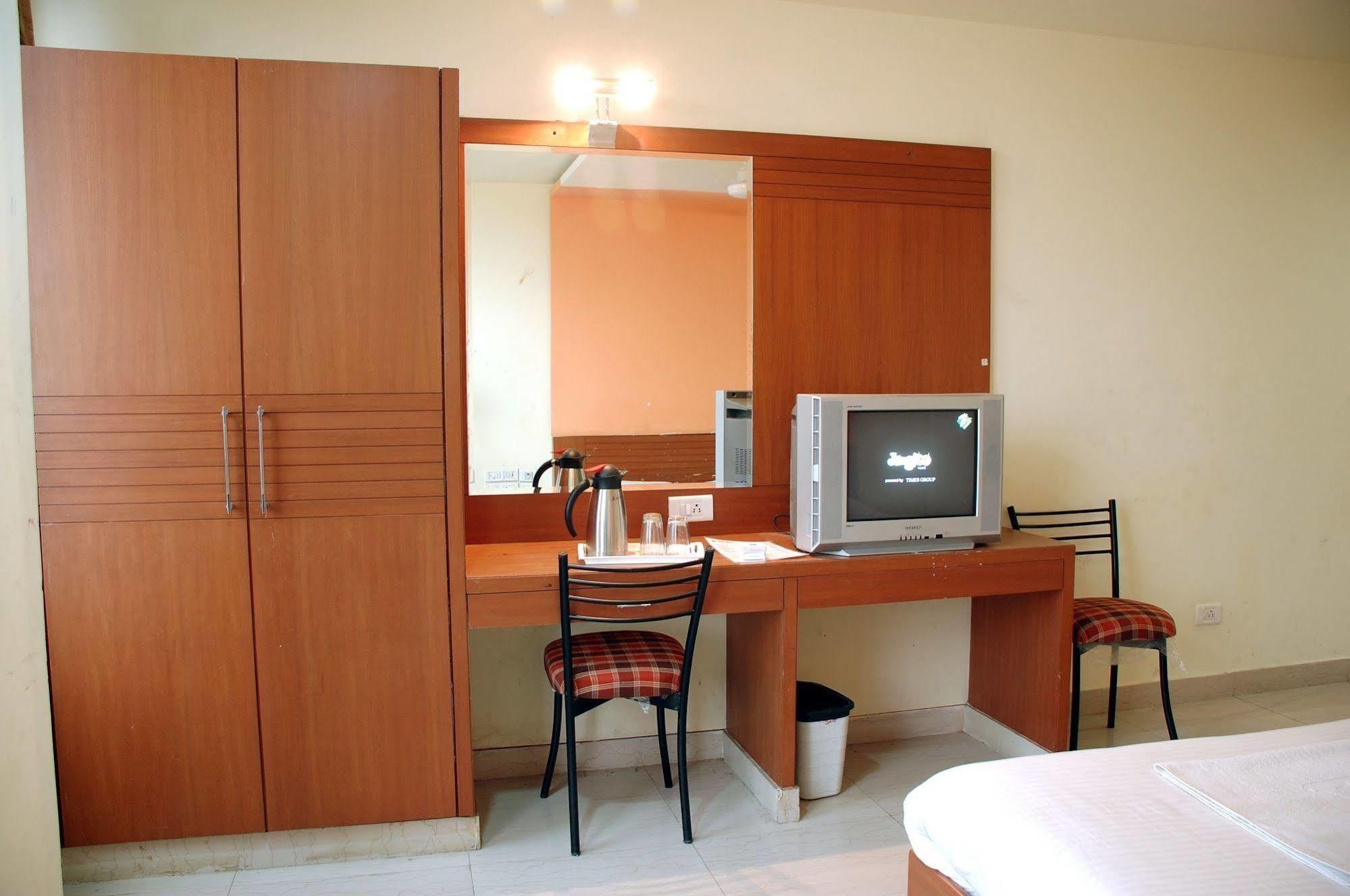 Hotel Imperial Classic Hyderabad Exterior photo