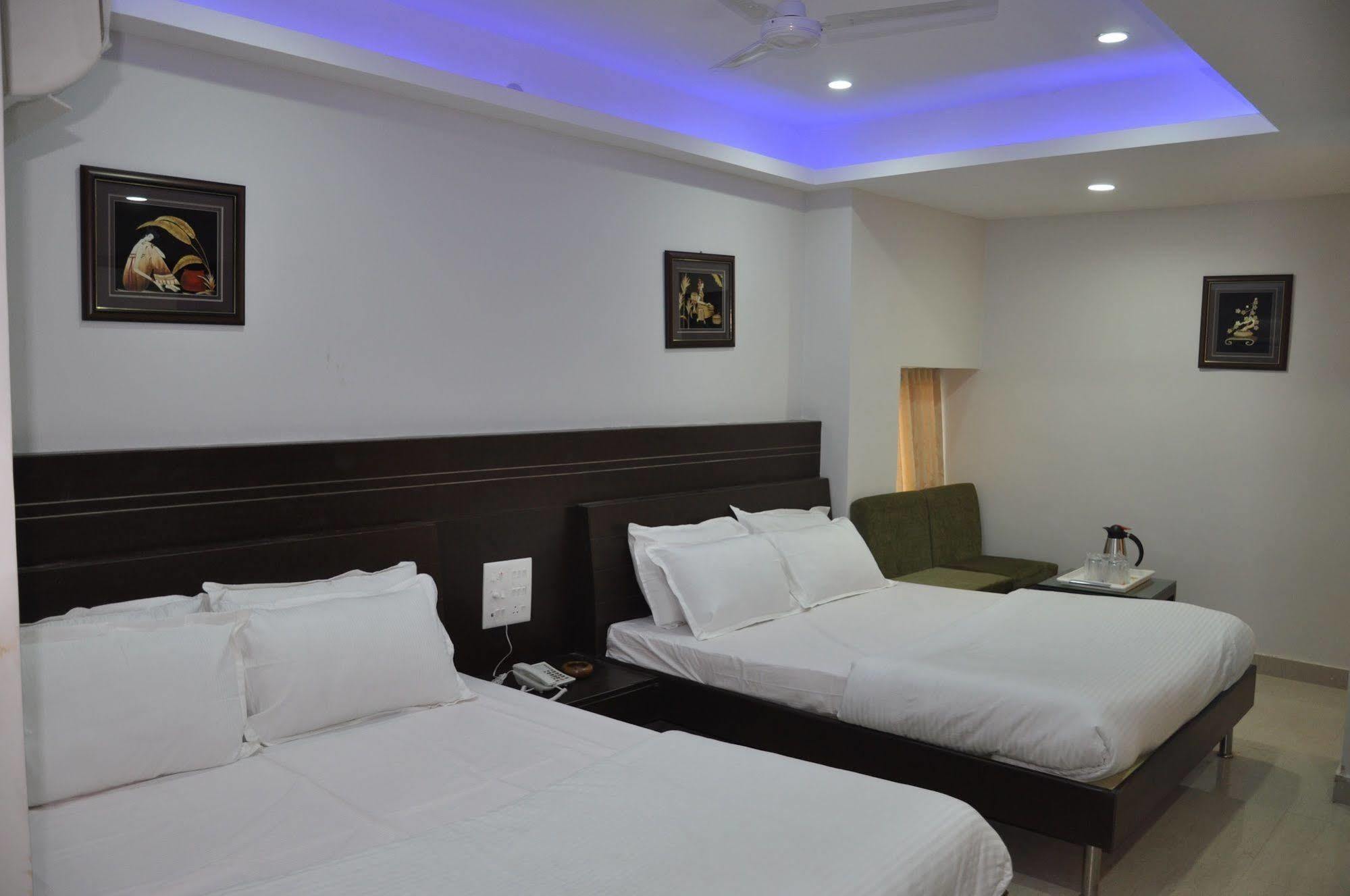 Hotel Imperial Classic Hyderabad Exterior photo