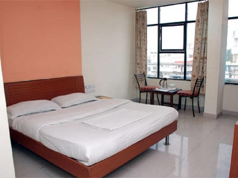 Hotel Imperial Classic Hyderabad Exterior photo